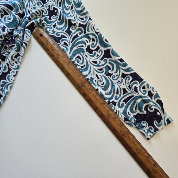 Croft & Barrow Knit Top Size XL Blue Mermaid Waves Silver Metallic Soft Comfy - Picture 15 of 16